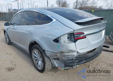 2017 Tesla Model X 100D/75D/90D from USA, damaged, VIN 5YJXCDE20HF055732